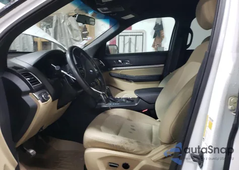 2016 Ford Explorer z USA, uszkodzony, nr VIN 1FM5K7B87GGA43386